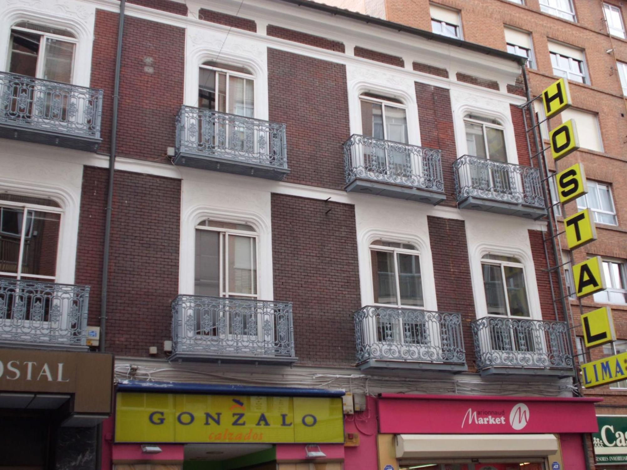 Hostal Lima Valladolid Exteriör bild