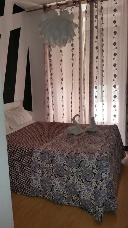 Hostal Lima Valladolid Exteriör bild