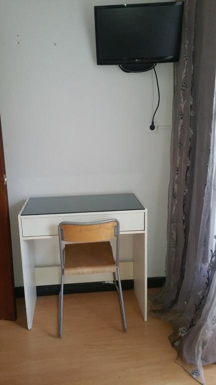 Hostal Lima Valladolid Exteriör bild