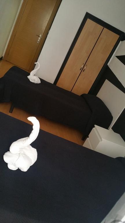 Hostal Lima Valladolid Exteriör bild